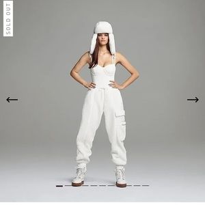 EUC Worn Once! Women’s Ivy Park x Adidas White Sherpa Fleece Cargo Sweatpants